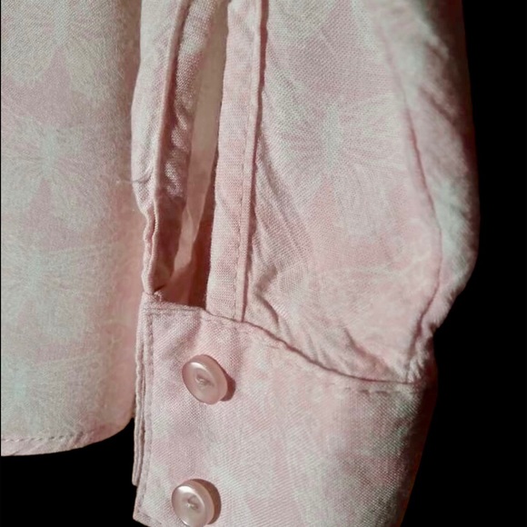 Sonoma Life+Style pink Butterfly print Medium Blouse - Picture 6 of 6